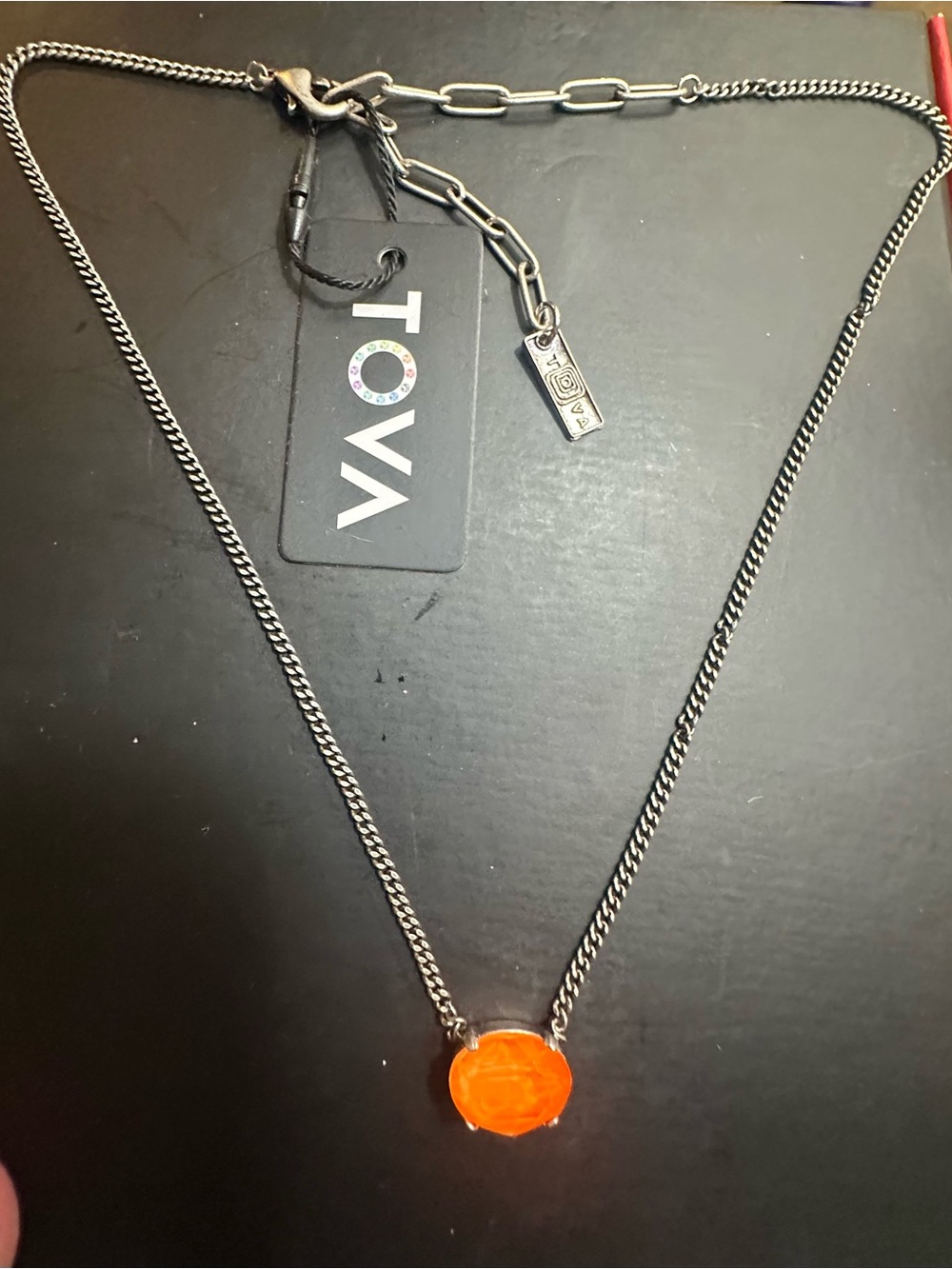 TOVA neon Orange Pendant necklace - Picture 2 of 3